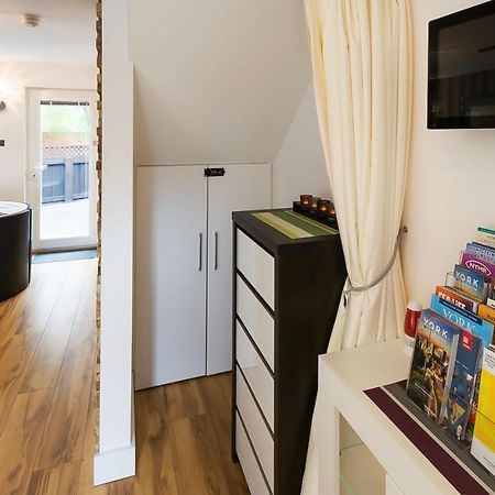 Pear Tree Holiday Home - York Exterior foto